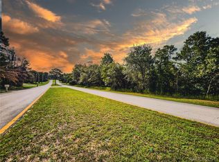 2722 W Pine Ridge Blvd, Beverly Hills, FL 34465