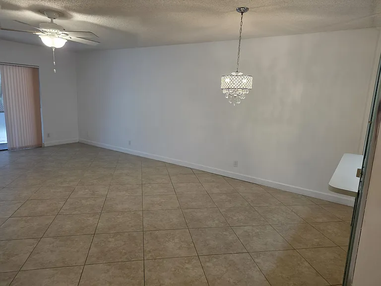 170 SE 7th St #301 — Photo 22