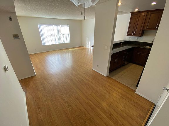 5th image of 11117 Hartsook St APT 108