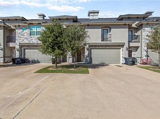 3532 Summerway Dr, College Station, TX 77845