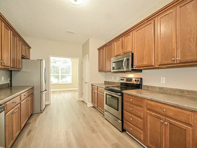 1448 Jeter Way — Photo 9