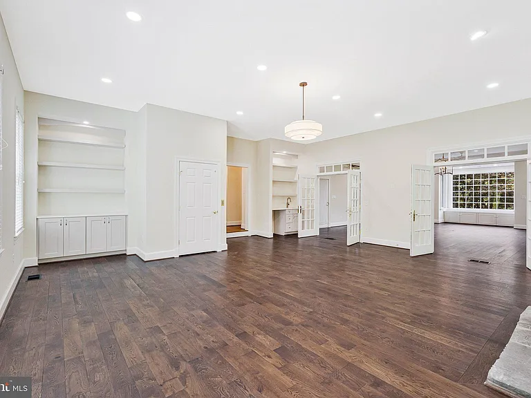 10034 Scenic View Ter — Photo 20