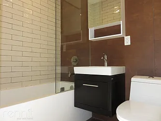 Rented by Rennit Inc.