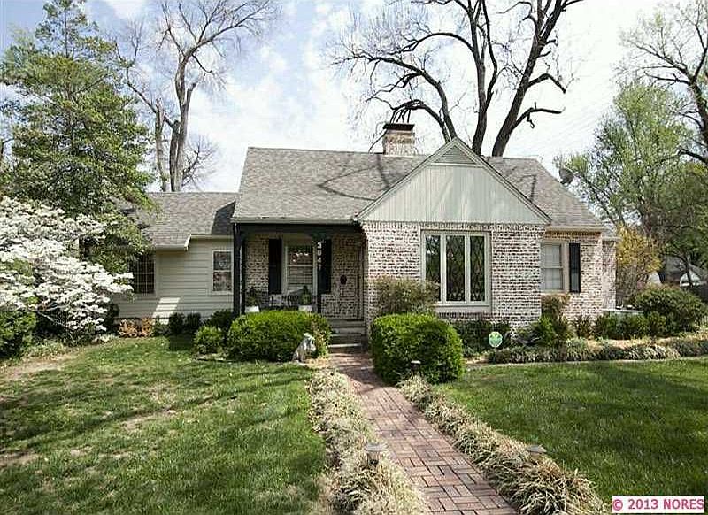 2nd image of 3047 S Cincinnati Ave