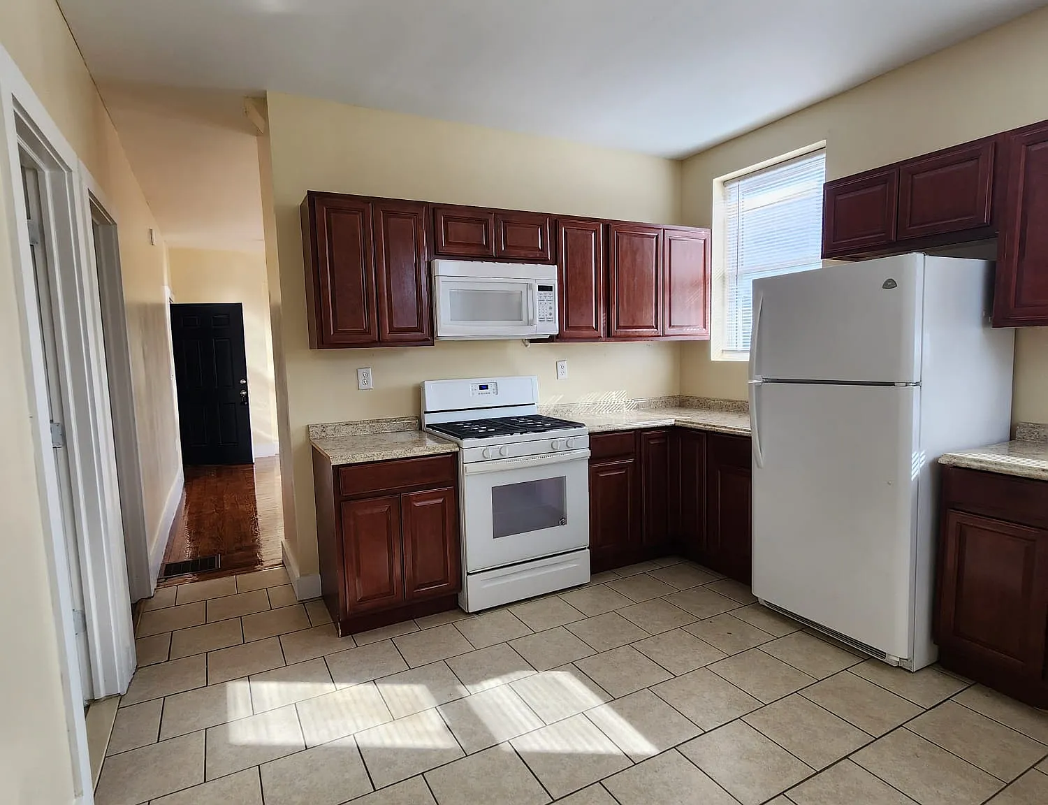 2 bed, $1,750 — Photo 2