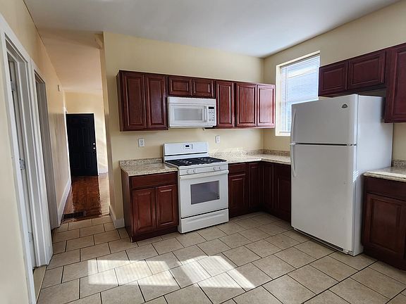 2nd image of 280 Norton St #101