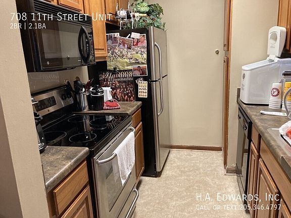 5th image of 708 11th St APT 116