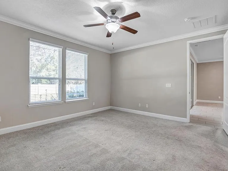 275 Renwick Pkwy — Photo 7