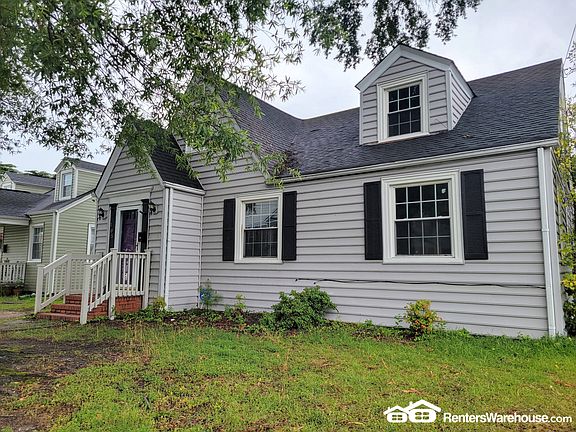 2nd image of 105 Idlewood Ave