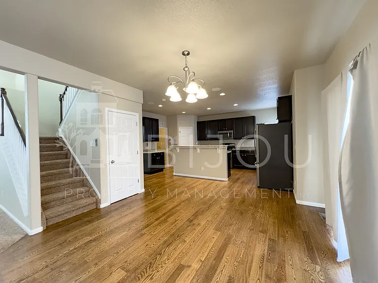 9647 Carnival Ln — Photo 5