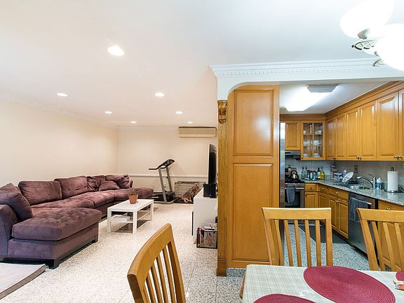 3rd image of 2504 73rd St
