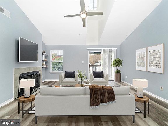 5th image of 9907 Boysenberry Way #11042