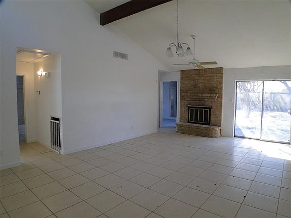 5th image of 15654 Boulder Oaks Dr