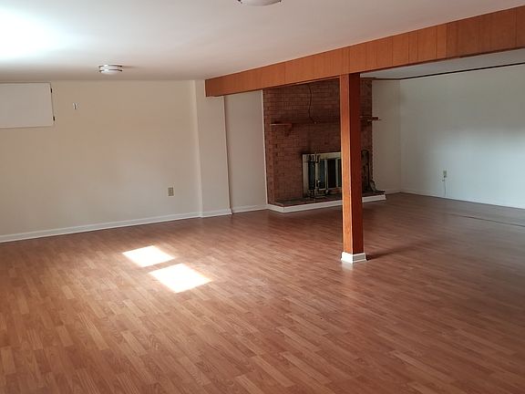 3rd image of 13518 Paradise Dr