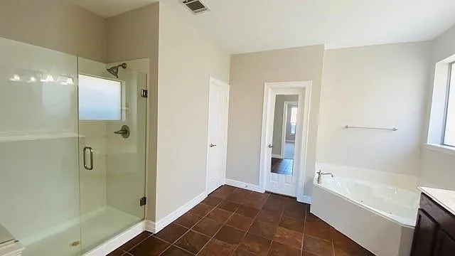 6504 Diamond Dr — Photo 9