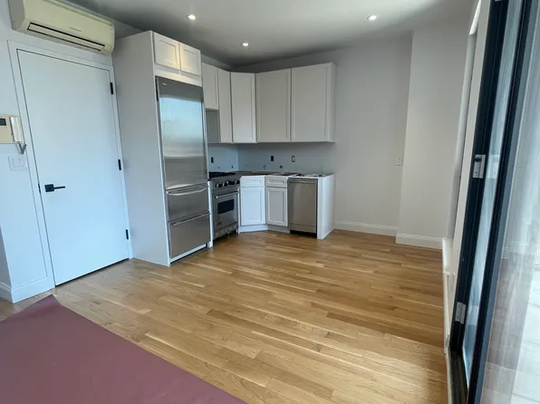 56 Spring Street image 1 of 15