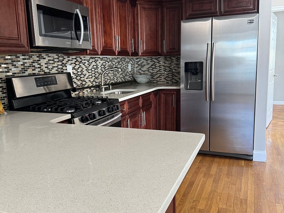 1st image of 174-18 128th Ave #2