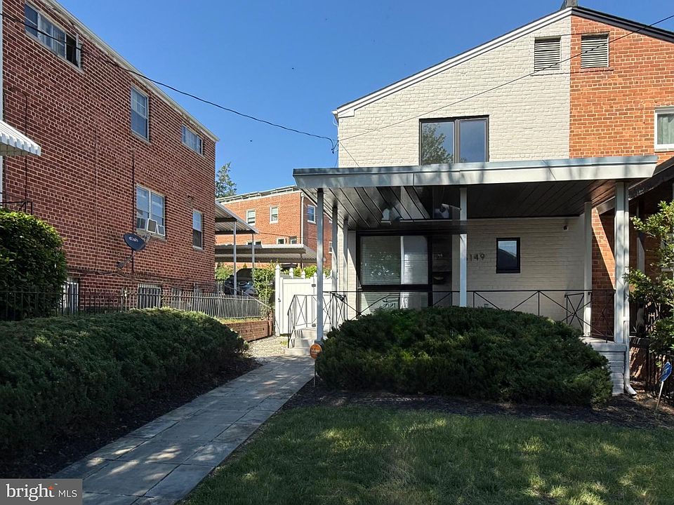 1st image of 5149 8th St NE