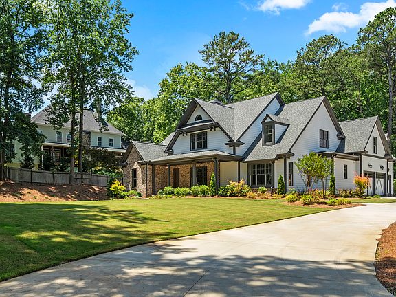 2nd image of 2288 Honeysuckle Ln SE