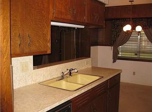 5th image of 4422 Haverhill Ln