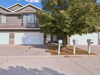 3845 37th Ave SW UNIT B, Cedar Rapids, IA, 52404