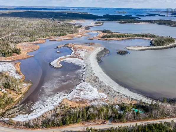 725 W Ship Harbour Rd, Head Of Jeddore, NS B0J 2L0