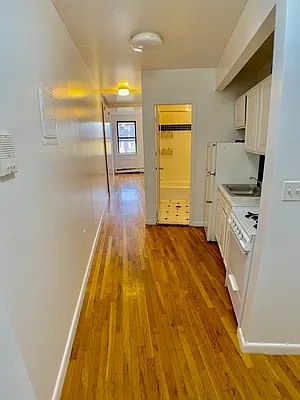 Rented by Bohemia Realty Group | media 17