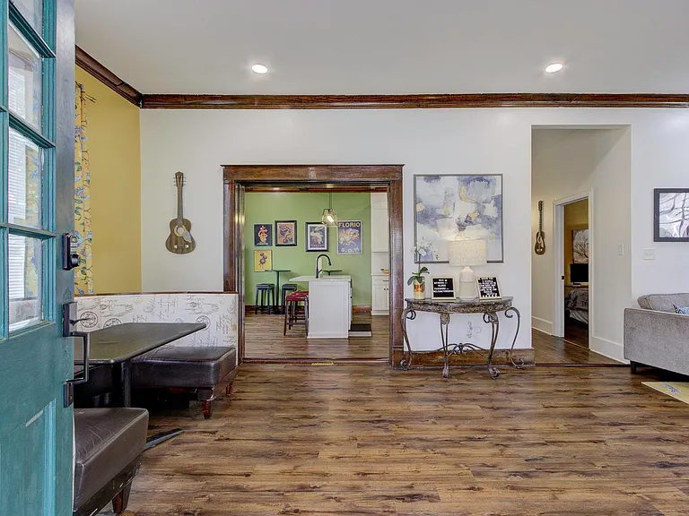 1855 Oliver Ave — Photo 11