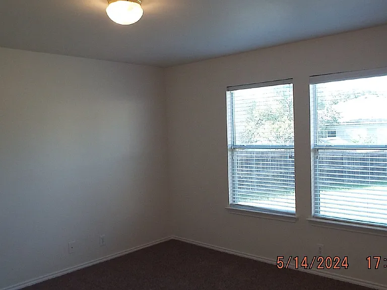 26144 Amber Sky — Photo 11