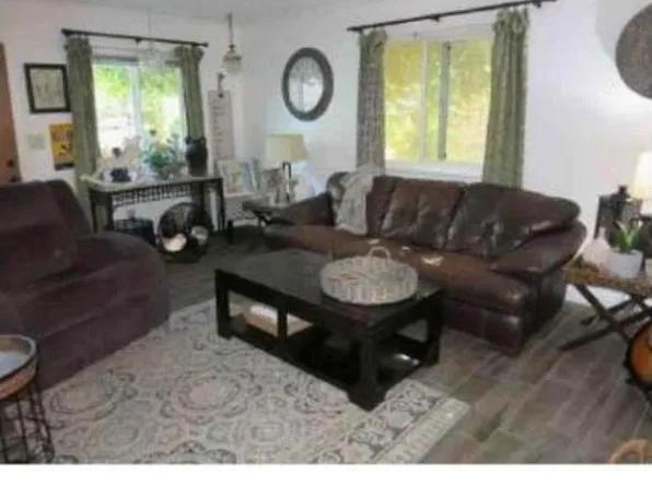 907 Cooper Ave, Yuba City, CA 95991