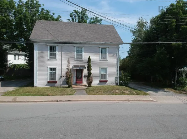 31 Prince St, Hantsport, NS B0P 1P0