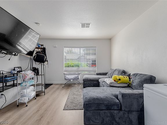 3rd image of 2122 Sleepy Ct #2122