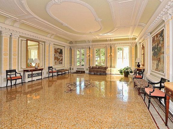 Party room