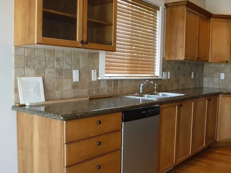 4432 N Kilee Ave — Photo 13