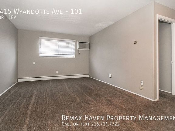 3rd image of 1415 Wyandotte Ave APT 101