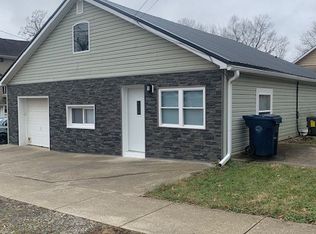 224 E Ave Se, Gnadenhutten, OH 44629