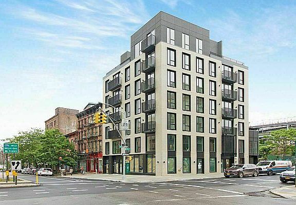 2nd image of 440 Wythe Ave #2B