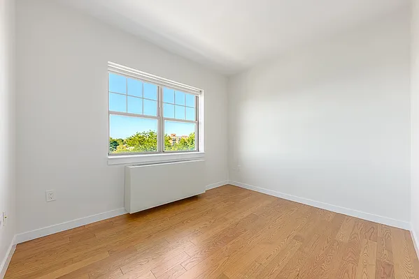 Rented by A&E Real Estate Management | media 9