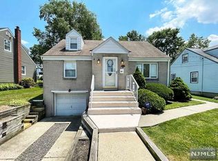 291 Jackson Ave, Rutherford, NJ 07070