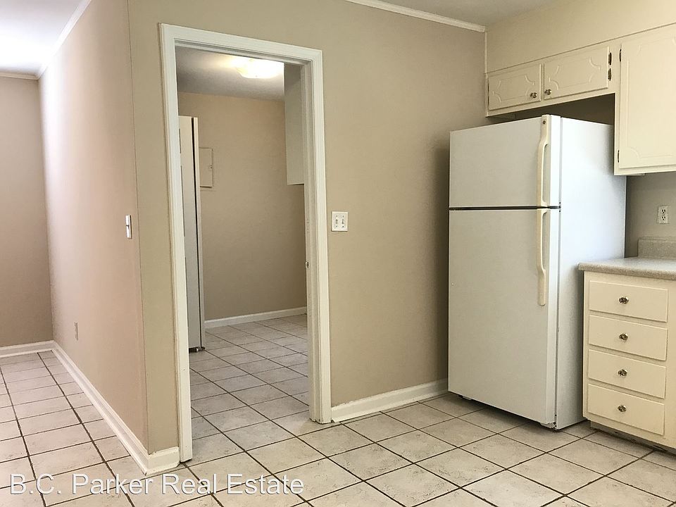 1st image of 115 Westover Dr