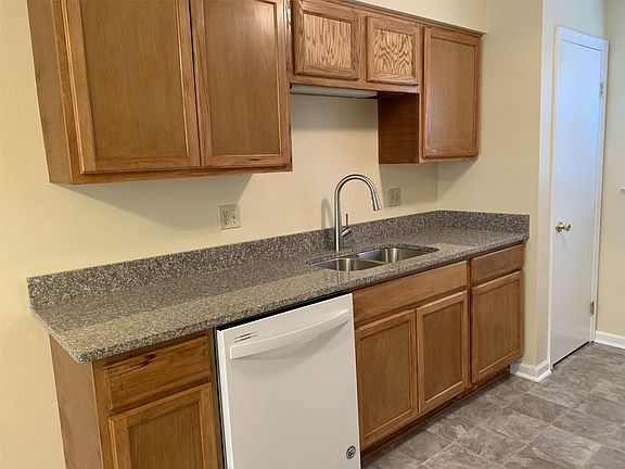 4th image of 4704 Andrew Jackson Ln