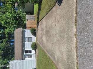 1039 Spring Villa Dr, Jacksonville, NC 28540