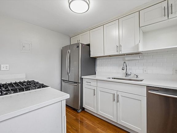 2nd image of 48 Newman Rd #48