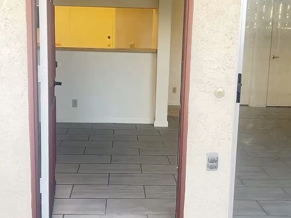 3rd image of 1453 E 5th St #1