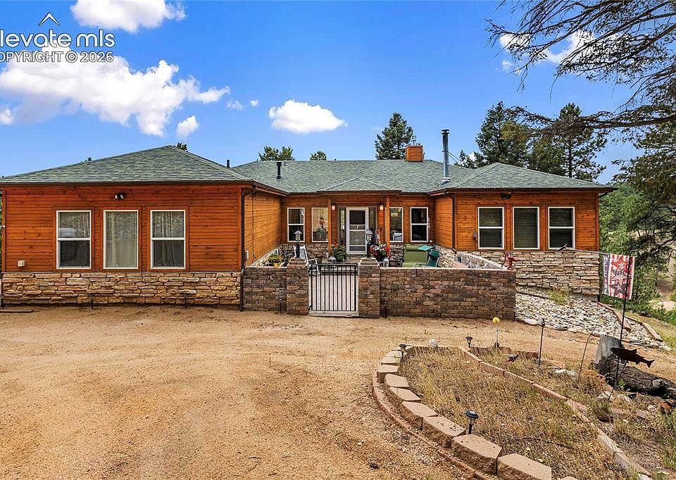 1st image of 185 Bear Lake Cir