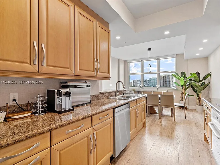 9751 E Bay Harbor Dr #11A — Photo 11