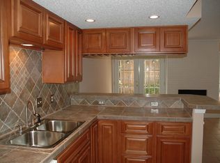 2725 Hood St APT 111, Dallas, TX 75219