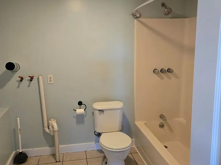 11 Lincoln St — Photo 7