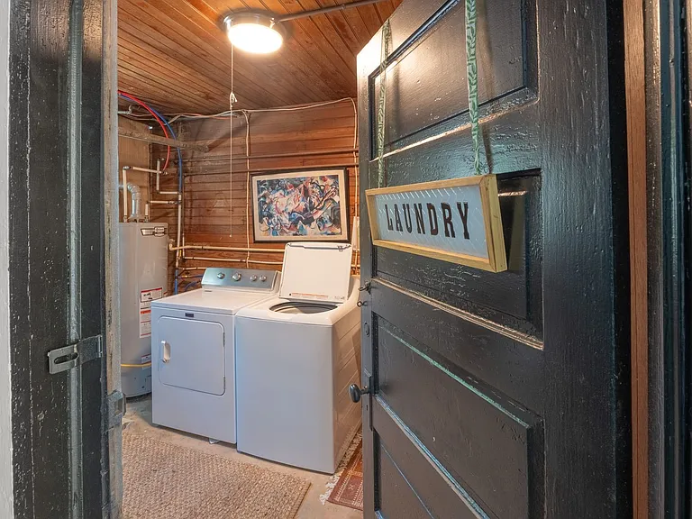 326 Sumter St SE — Photo 22