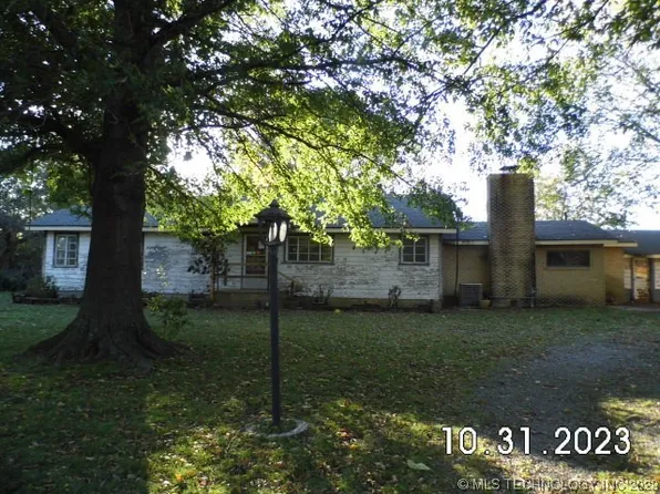 203 S 3rd St, Boynton, OK 74422